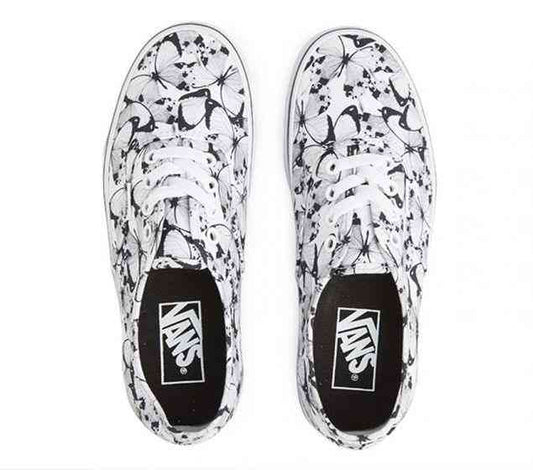 The forefather of the Vans family, the Vans Authentic was introduced in 1966 and nearly 4 decades later is still going strong, its popularity extending from the origVANS | AUTHENTIC (BUTTERFLY) TRUE | WHITE / BLACK